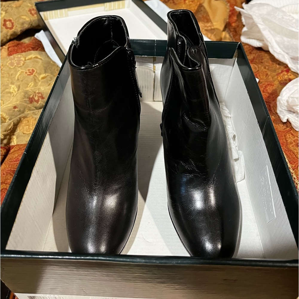 Ralph Lauren Heeled Boots size 7B